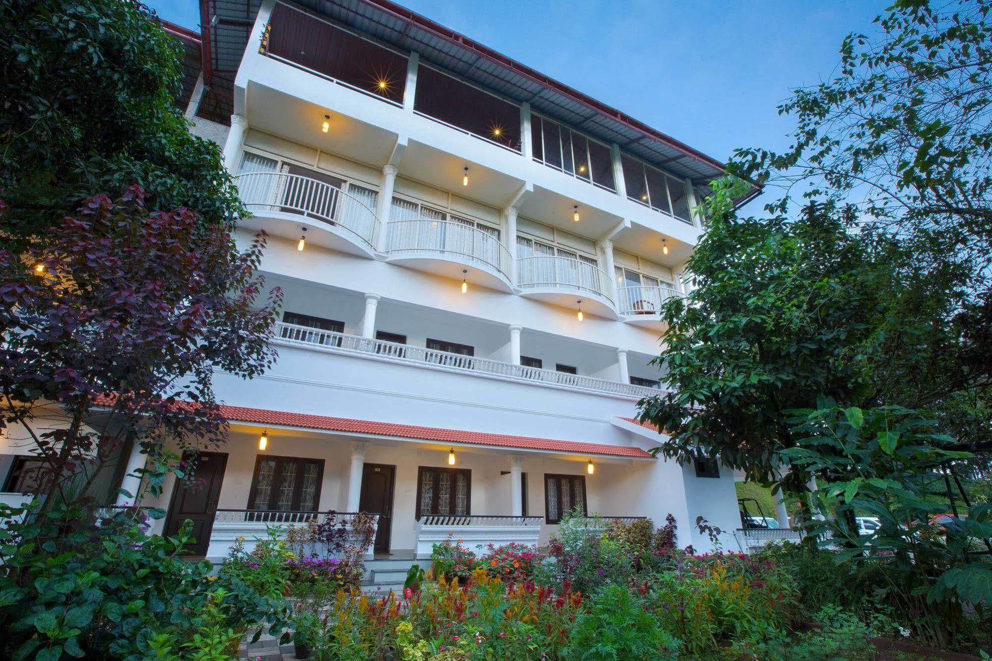 Dream Catcher Resort Мунар Екстериор снимка